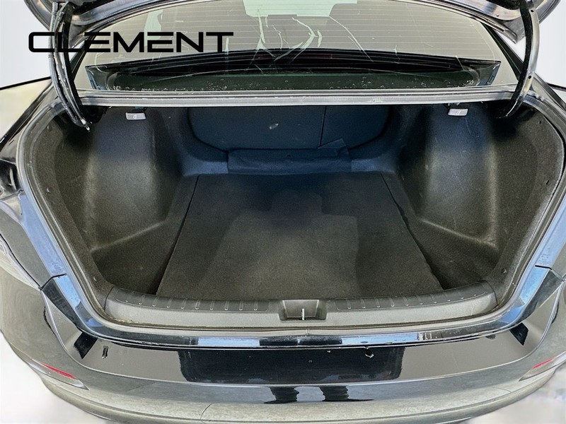 Honda Civic Sedan Vehicle Image 11