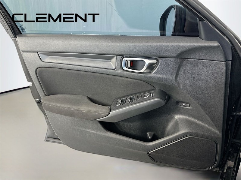 Honda Civic Sedan Vehicle Image 26