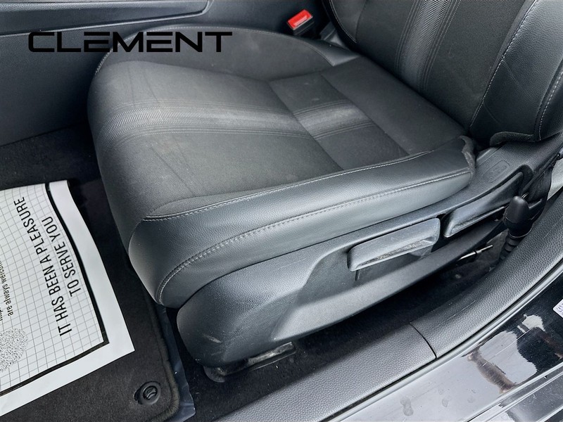 Honda Civic Sedan Vehicle Image 27