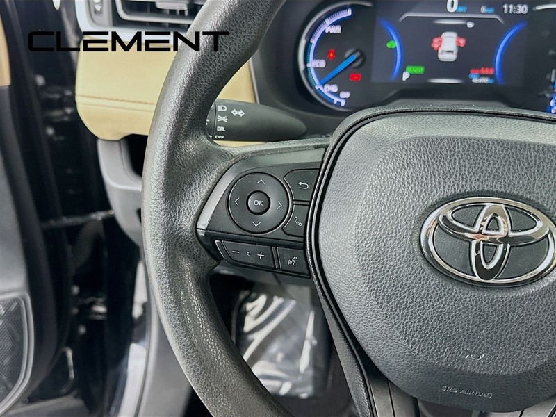 Toyota RAV4 Vehicle Image 16