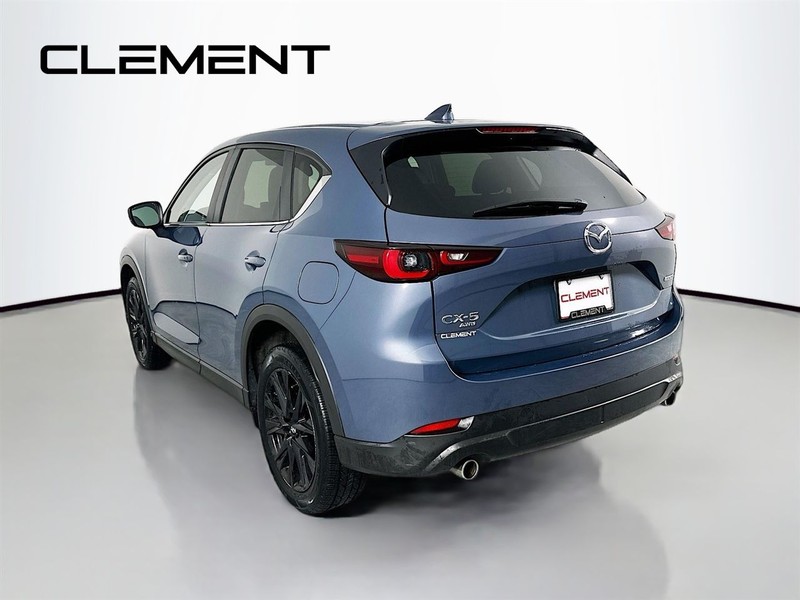 Mazda CX-5 Vehicle Full-screen Gallery Image 10