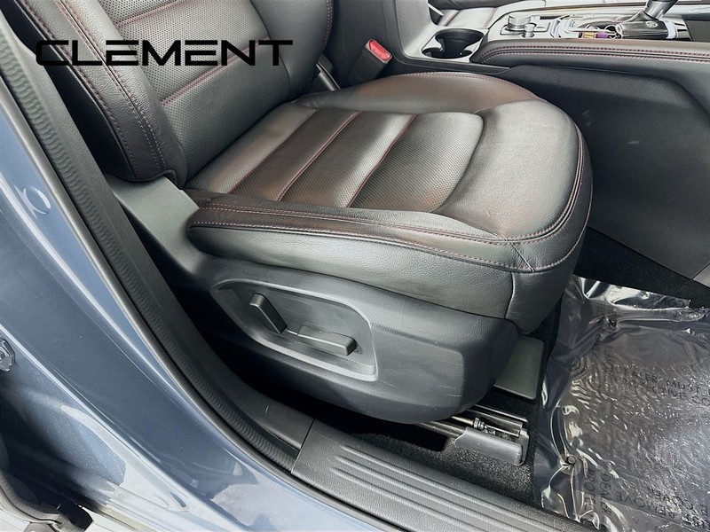 Mazda CX-5 Vehicle Full-screen Gallery Image 34