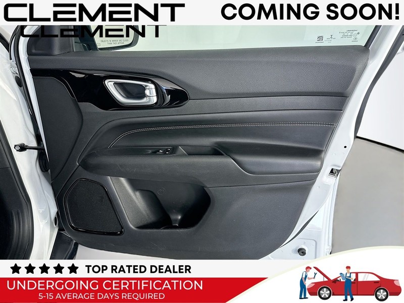 Jeep Compass Vehicle Image 33