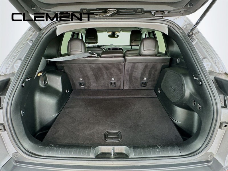 Jeep Cherokee Vehicle Full-screen Gallery Image 11