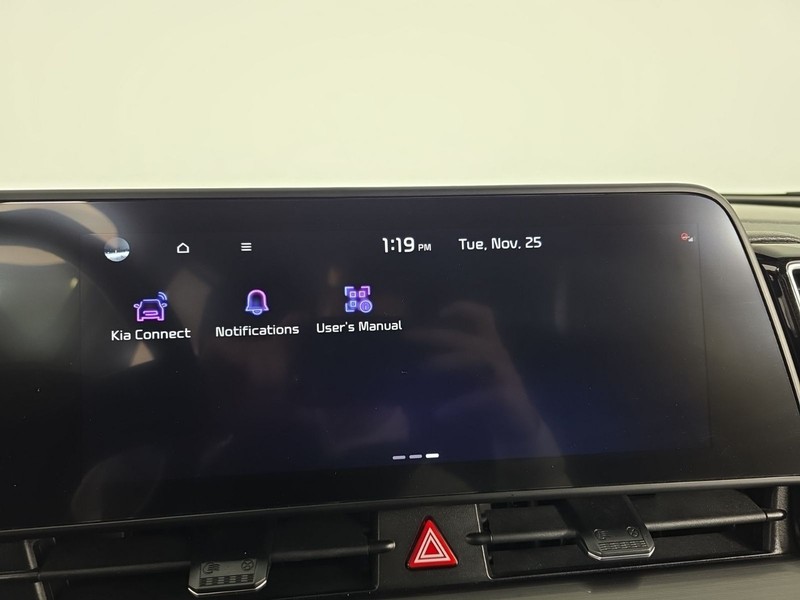 Kia Sportage Vehicle Full-screen Gallery Image 17