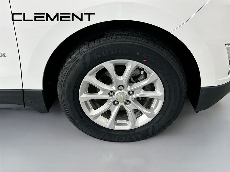 Chevrolet Equinox Vehicle Full-screen Gallery Image 35