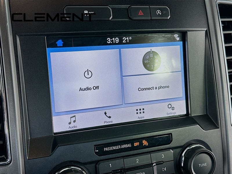 Ford F-150 Vehicle Full-screen Gallery Image 19