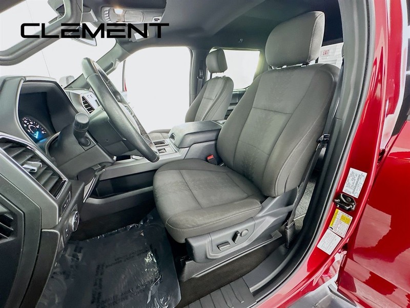 Ford F-150 Vehicle Full-screen Gallery Image 29