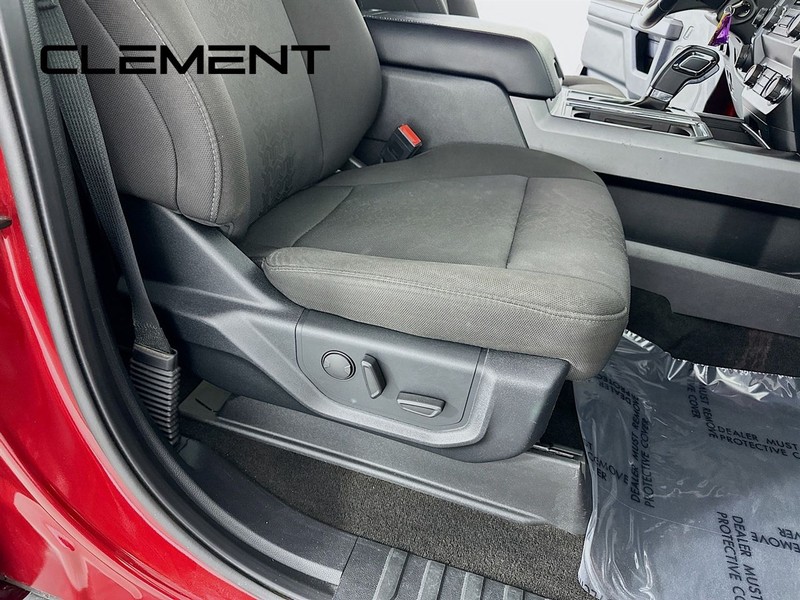 Ford F-150 Vehicle Full-screen Gallery Image 32