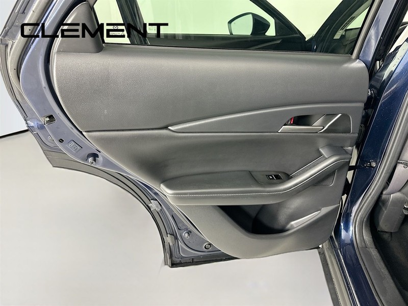 Mazda CX-30 Vehicle Image 29