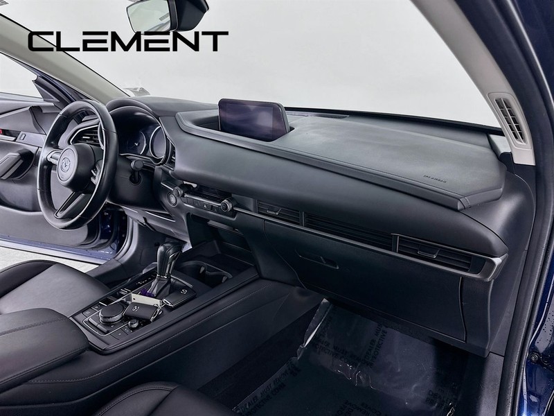 Mazda CX-30 Vehicle Image 32