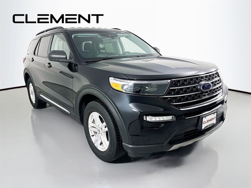 Ford Explorer Vehicle Full-screen Gallery Image 5