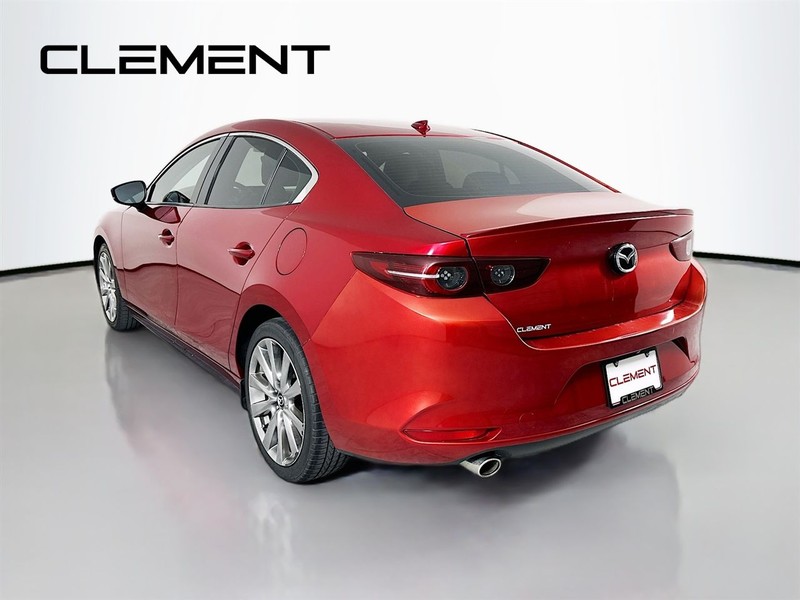 Mazda Mazda3 Sedan Vehicle Image 10
