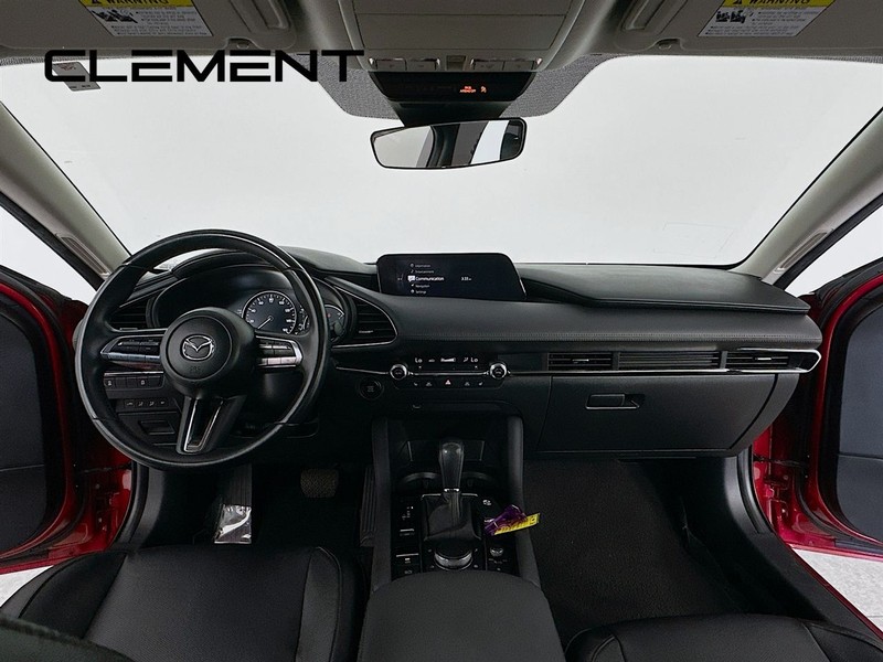 Mazda Mazda3 Sedan Vehicle Image 12
