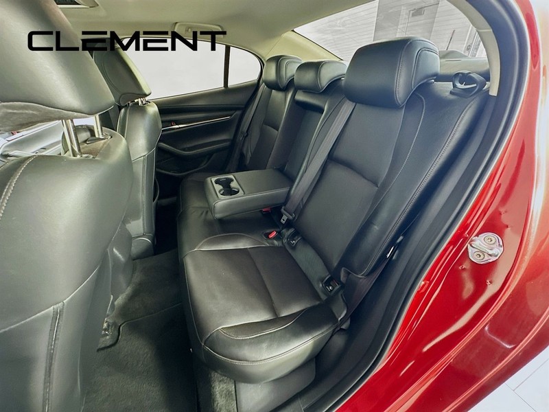 Mazda Mazda3 Sedan Vehicle Image 33