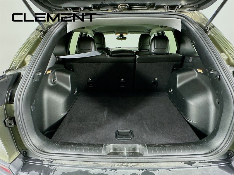 Jeep Cherokee Vehicle Full-screen Gallery Image 11