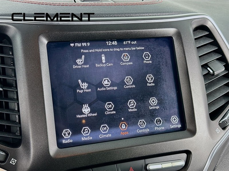 Jeep Cherokee Vehicle Full-screen Gallery Image 19