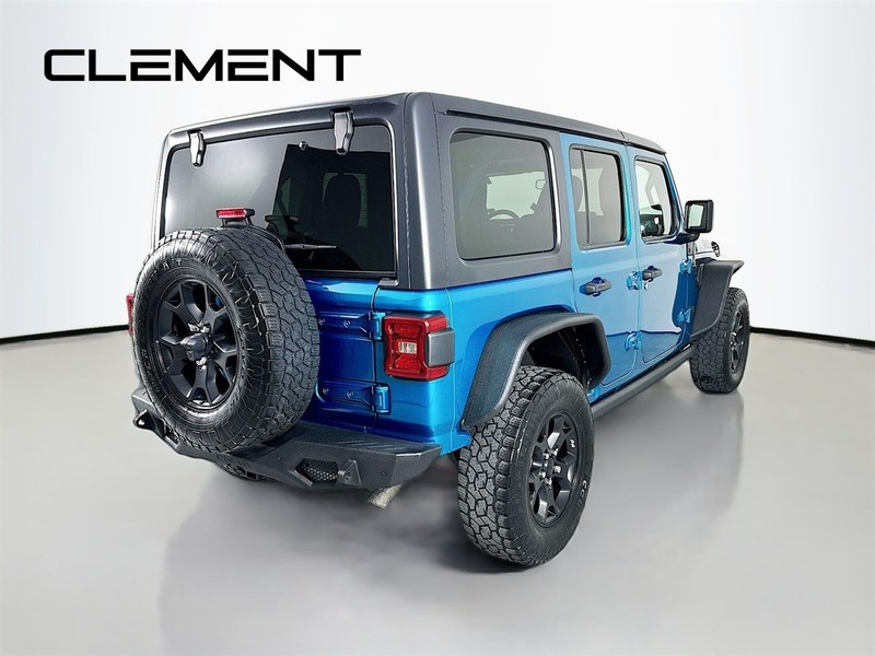 Jeep Wrangler Unlimited Vehicle Full-screen Gallery Image 7