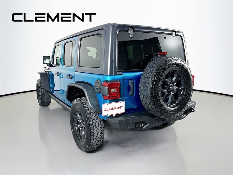 Jeep Wrangler Unlimited Vehicle Full-screen Gallery Image 10