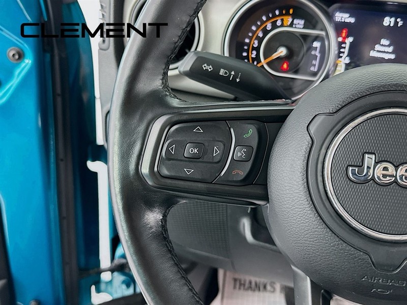 Jeep Wrangler Unlimited Vehicle Full-screen Gallery Image 16