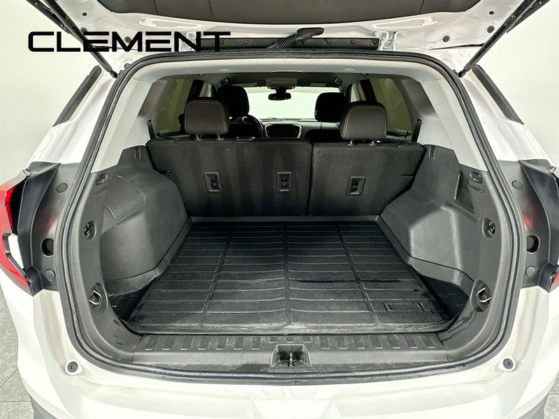 GMC Terrain Vehicle Image 11