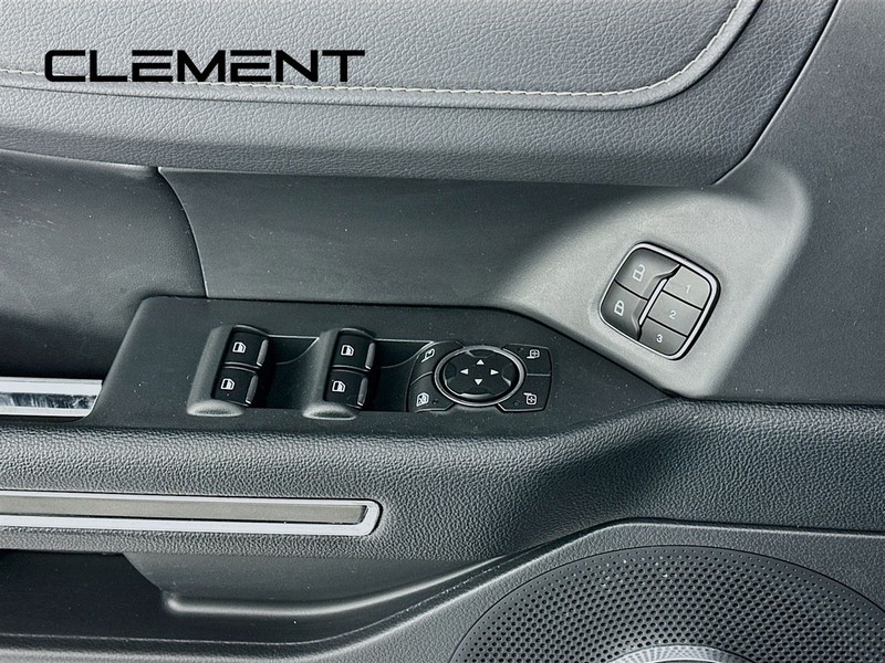 Ford Expedition Vehicle Image 26