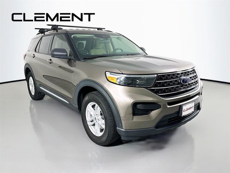 Ford Explorer Vehicle Full-screen Gallery Image 5