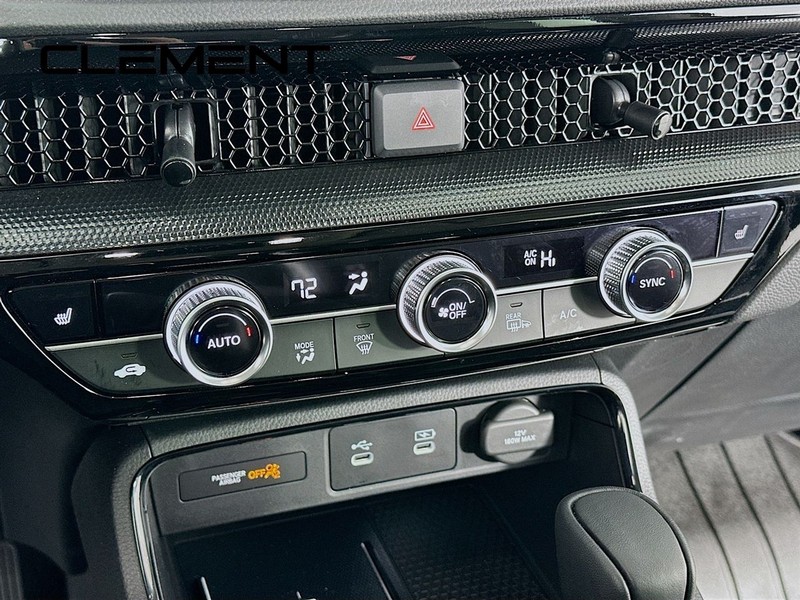 Honda CR-V Vehicle Image 22