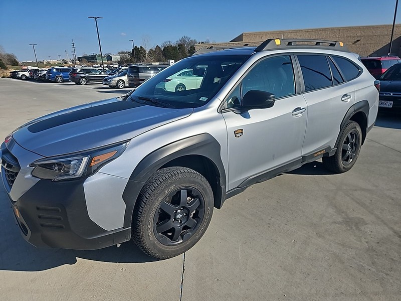 Subaru Outback Vehicle Image 02