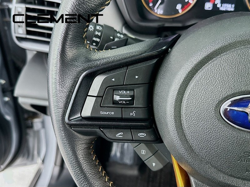 Subaru Outback Vehicle Full-screen Gallery Image 16