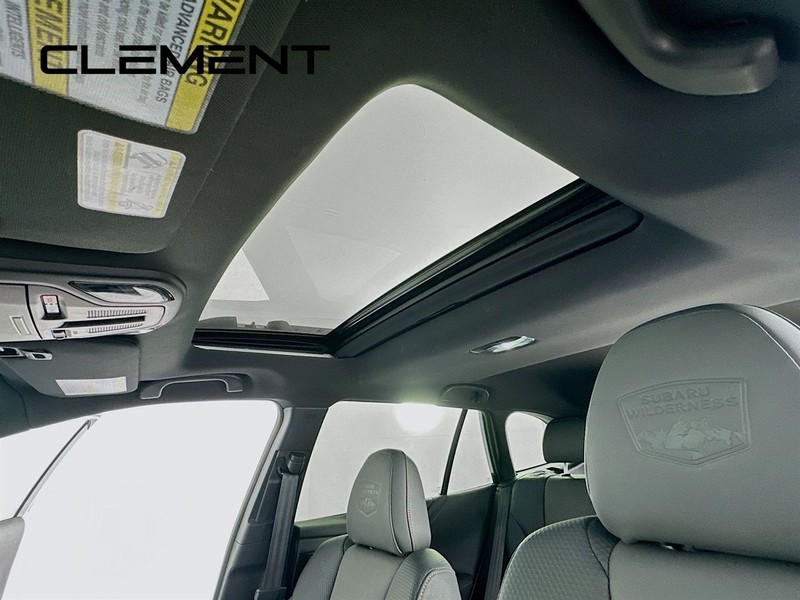 Subaru Outback Vehicle Full-screen Gallery Image 26