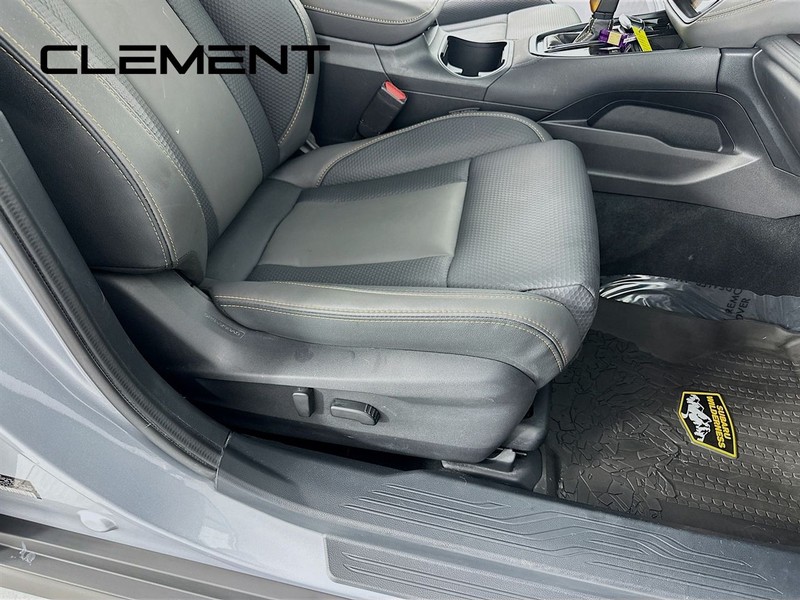 Subaru Outback Vehicle Full-screen Gallery Image 33