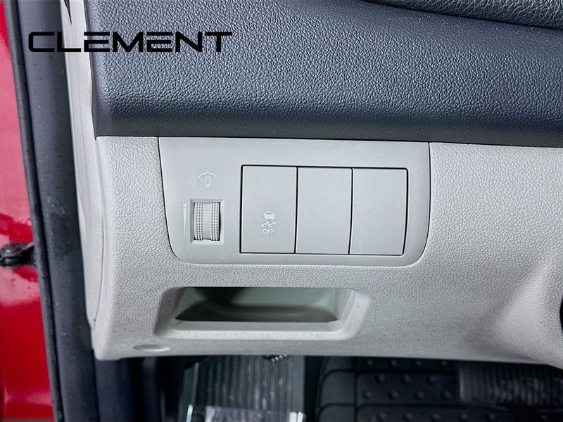 Kia Forte Vehicle Full-screen Gallery Image 14