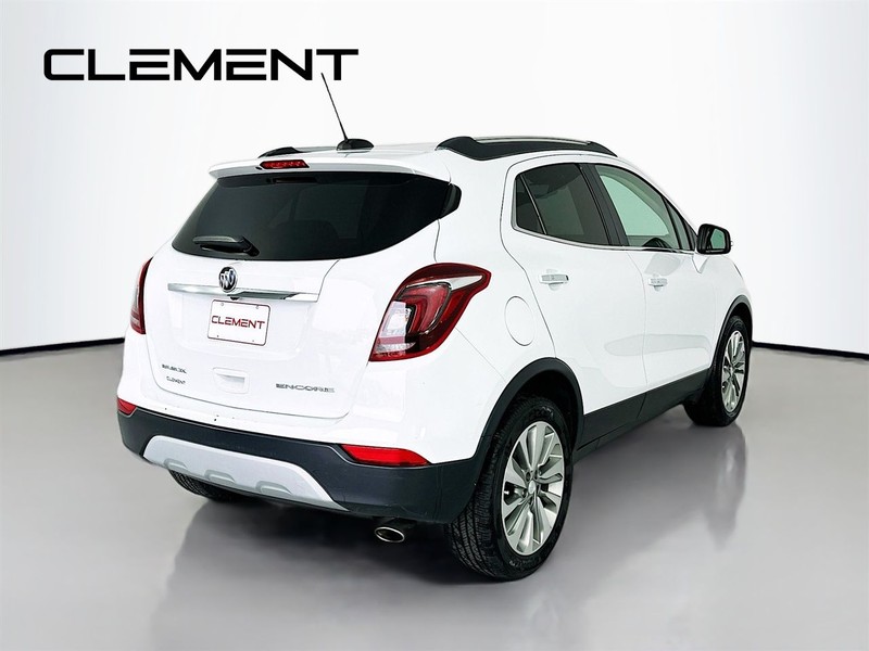 Buick Encore Vehicle Full-screen Gallery Image 07