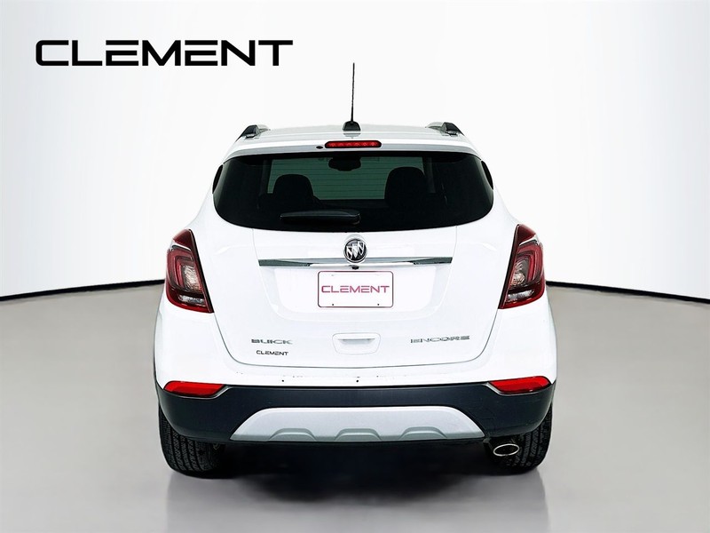 Buick Encore Vehicle Full-screen Gallery Image 08