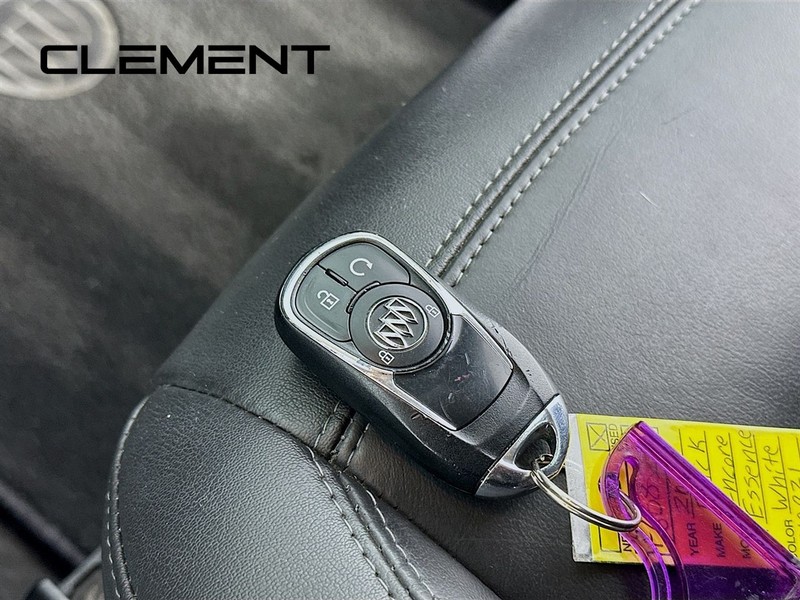 Buick Encore Vehicle Full-screen Gallery Image 23