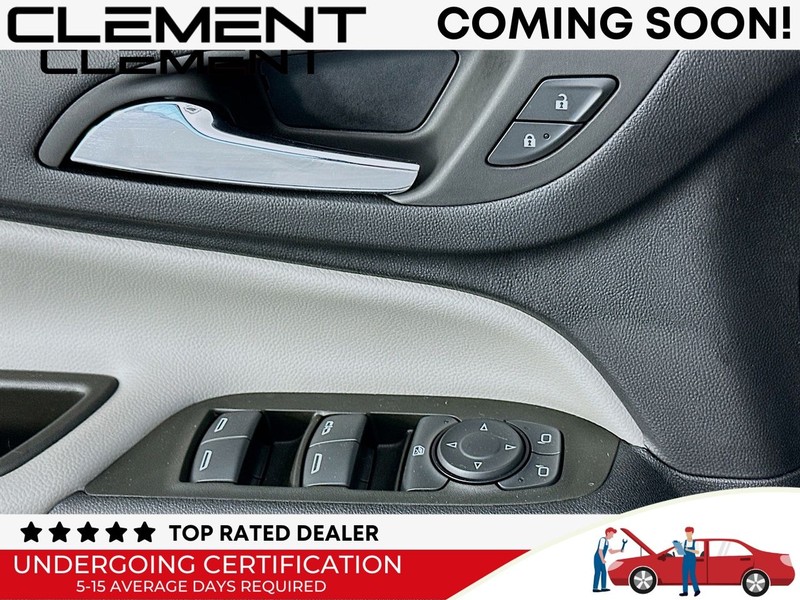 Chevrolet Equinox Vehicle Full-screen Gallery Image 24