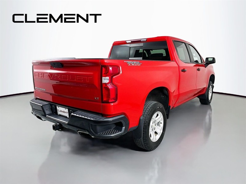 Chevrolet Silverado 1500 Vehicle Full-screen Gallery Image 7