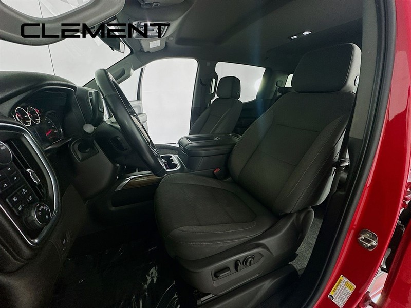 Chevrolet Silverado 1500 Vehicle Full-screen Gallery Image 30