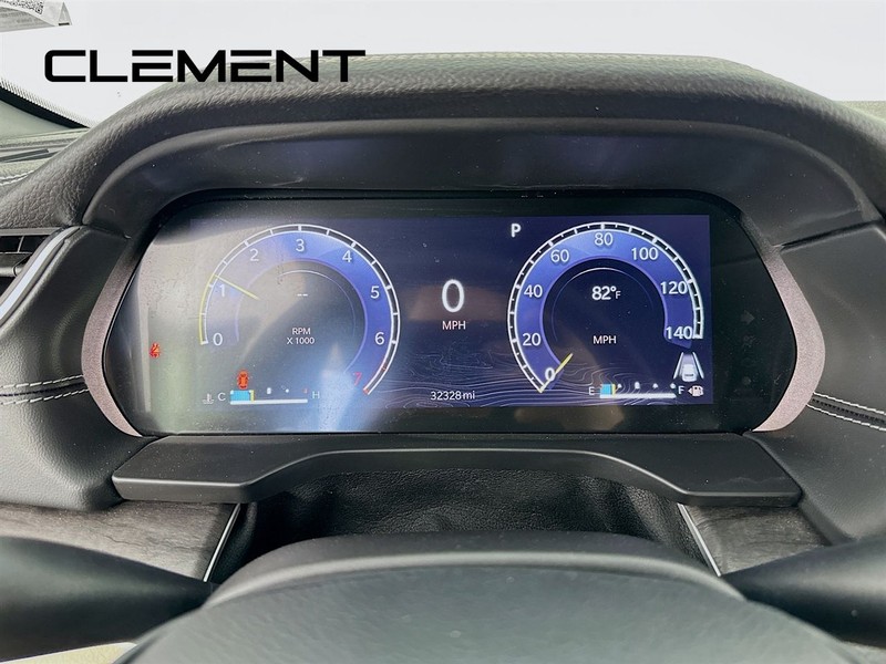 Jeep Grand Cherokee Vehicle Full-screen Gallery Image 18