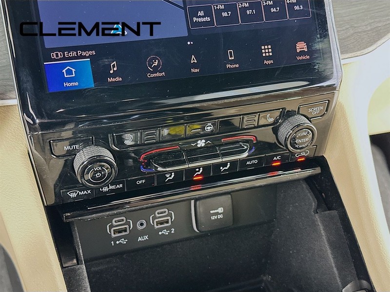 Jeep Grand Cherokee Vehicle Full-screen Gallery Image 22