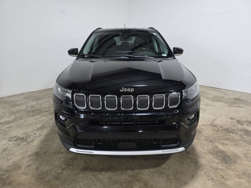 Jeep Compass Vehicle Image 02