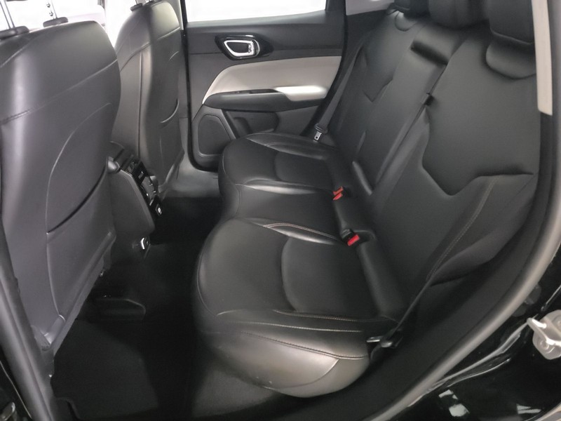 Jeep Compass Vehicle Image 27