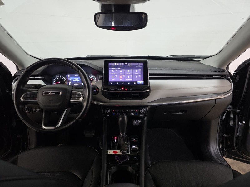 Jeep Compass Vehicle Image 29