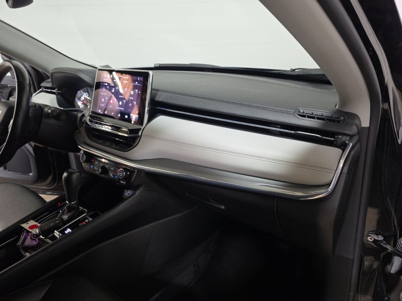 Jeep Compass Vehicle Image 31