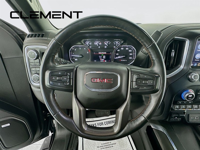 GMC Sierra 3500HD Vehicle Full-screen Gallery Image 15