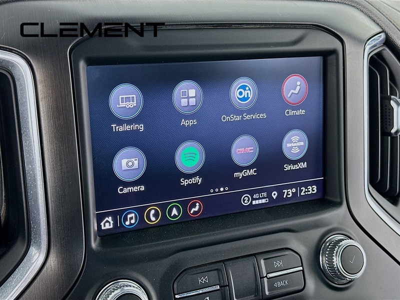 GMC Sierra 3500HD Vehicle Full-screen Gallery Image 19