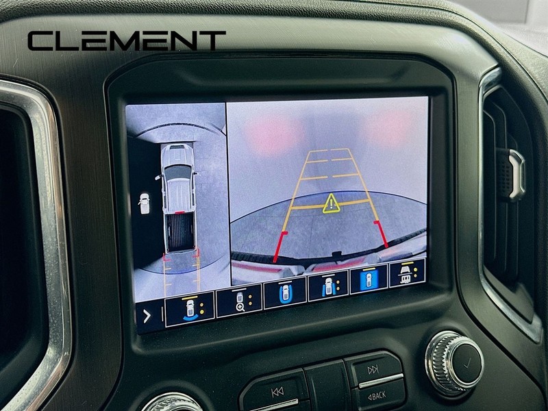 GMC Sierra 3500HD Vehicle Full-screen Gallery Image 20