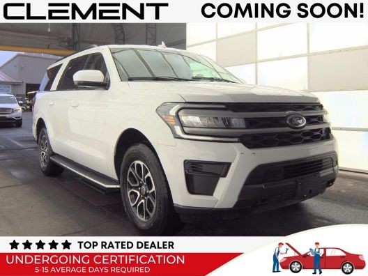 Ford Expedition Max Vehicle Full-screen Gallery Image 2