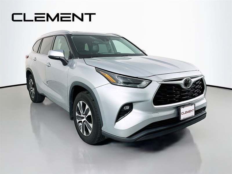 Toyota Highlander Vehicle Full-screen Gallery Image 5